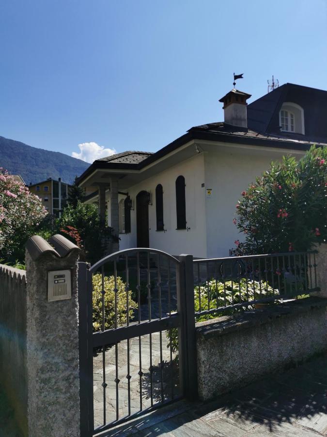 Casa Vacanze - Residenza Elvezia Tirano Kültér fotó