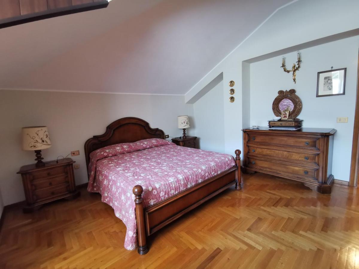 Casa Vacanze - Residenza Elvezia Tirano Kültér fotó
