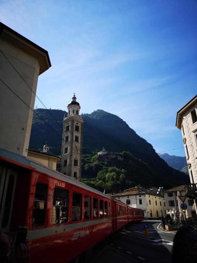 Casa Vacanze - Residenza Elvezia Tirano Kültér fotó