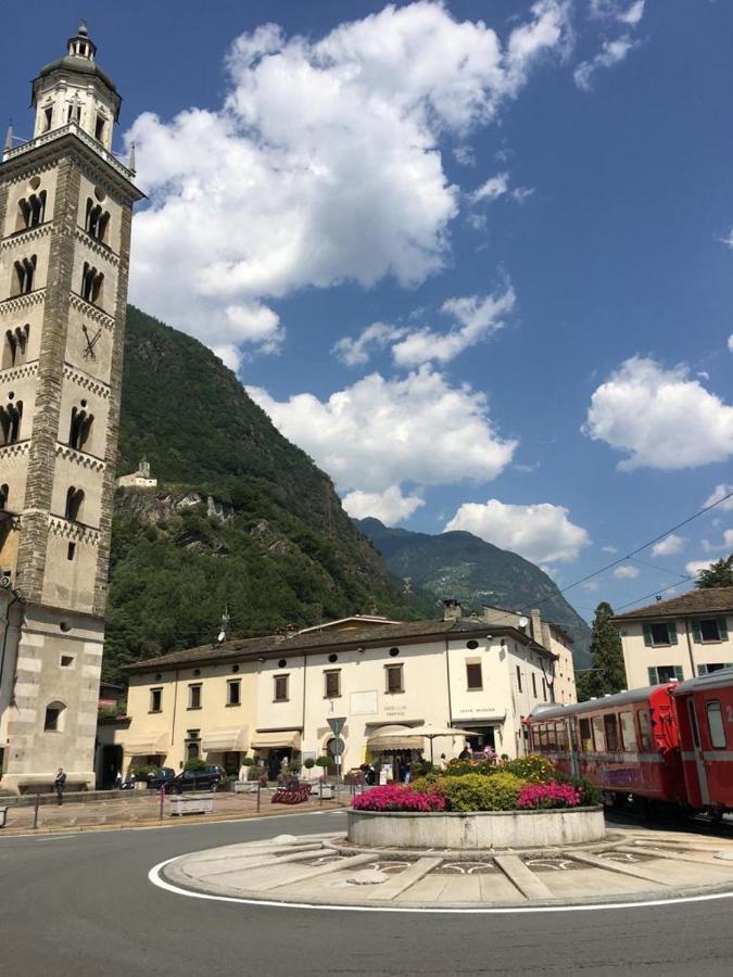 Casa Vacanze - Residenza Elvezia Tirano Kültér fotó