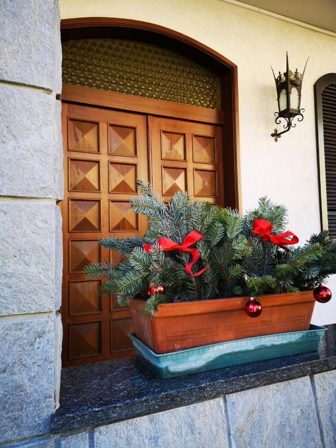 Casa Vacanze - Residenza Elvezia Tirano Kültér fotó